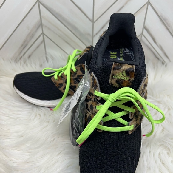adidas Ultra Boost DNA Leopard - Picture 8 of 9